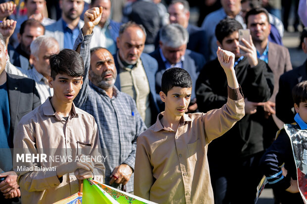 راهپیمایی یوم الله ۱۳ آبان در فومن