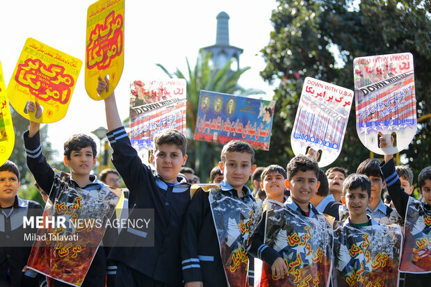 راهپیمایی یوم الله ۱۳ آبان در فومن