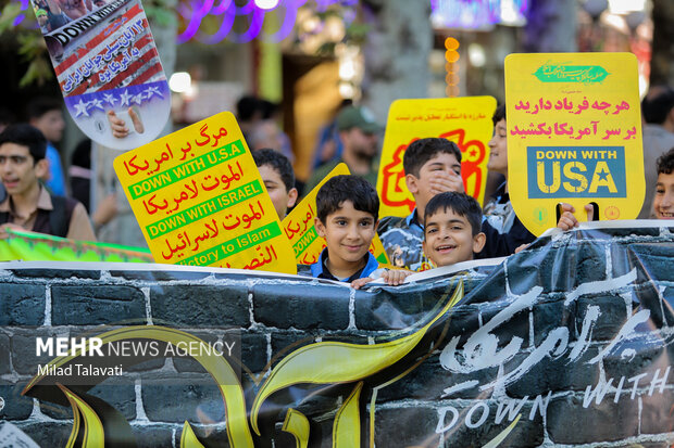 راهپیمایی یوم الله ۱۳ آبان در فومن