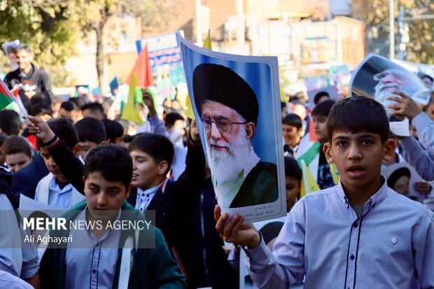 راهپیمایی ۱۳ آبان ارومیه