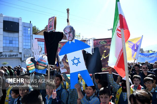 راهپیمایی ۱۳ آبان در بیرجند