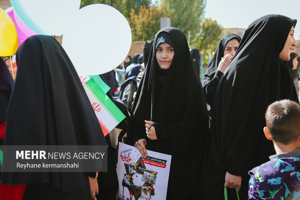 راهپیمایی یوم الله ۱۳ آبان در پیشوا