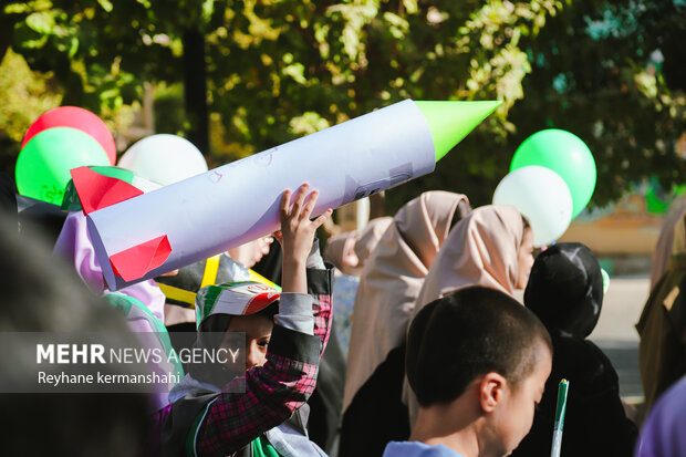 راهپیمایی یوم الله ۱۳ آبان در پیشوا