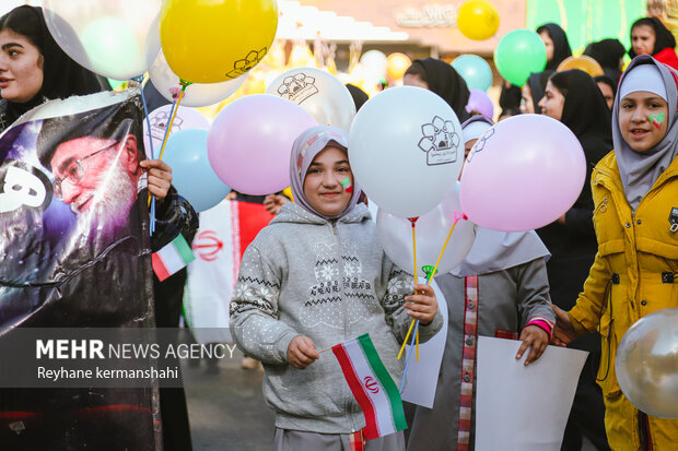راهپیمایی یوم الله ۱۳ آبان در پیشوا