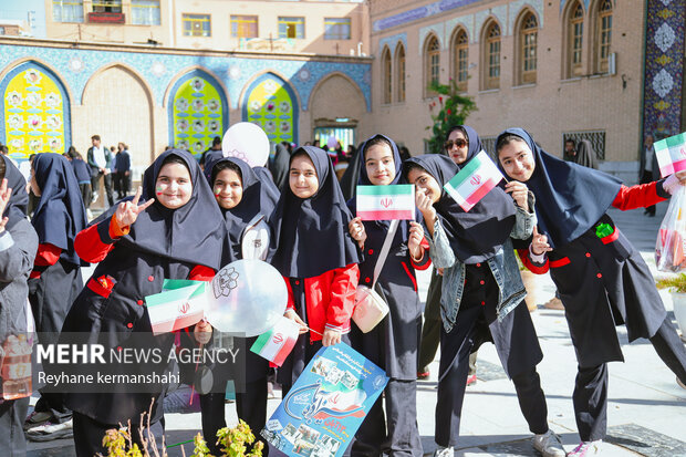 راهپیمایی یوم الله ۱۳ آبان در پیشوا