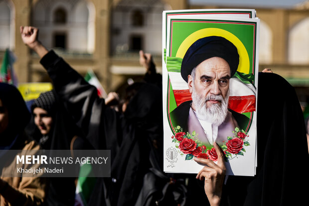 مراسم یوم الله ۱۳ آبان در اصفهان