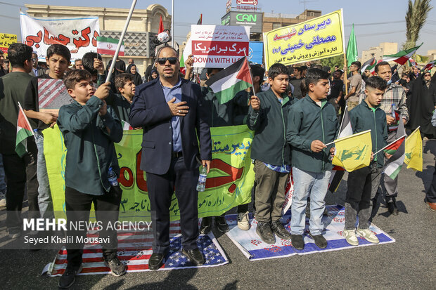راهپیمایی ۱۳ آبان در اهواز