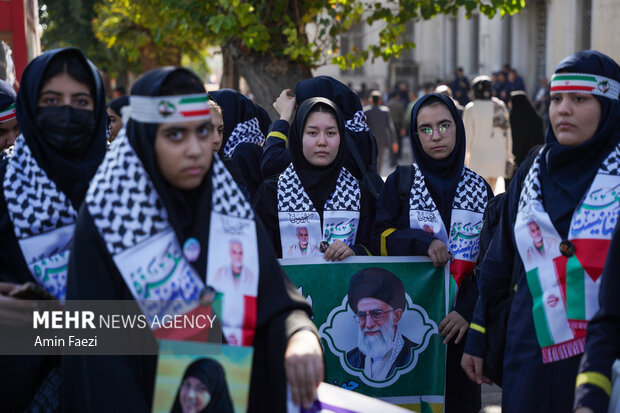 راهپیمایی 13 آبان در شیراز