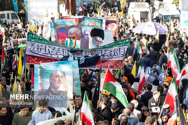 مراسم یوم الله ۱۳ آبان در تهران