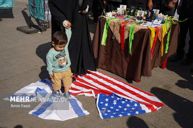 راهپیمایی 13 آبان در شیراز
