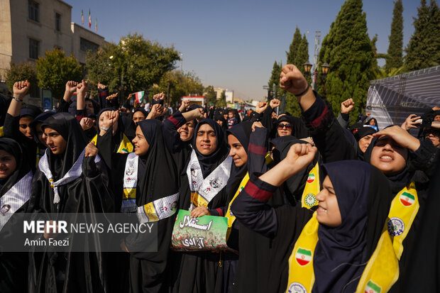 راهپیمایی 13 آبان در شیراز