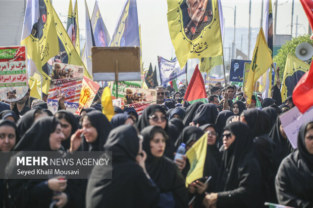 راهپیمایی ۱۳ آبان در اهواز