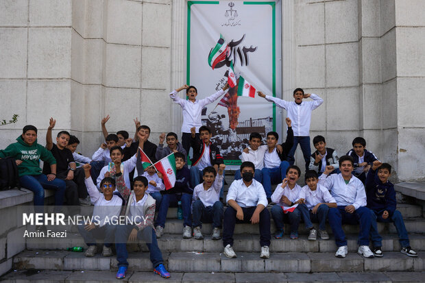 راهپیمایی 13 آبان در شیراز