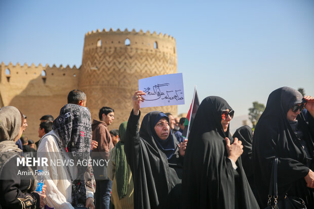 راهپیمایی 13 آبان در شیراز