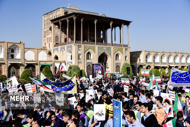 مراسم یوم الله ۱۳ آبان در اصفهان