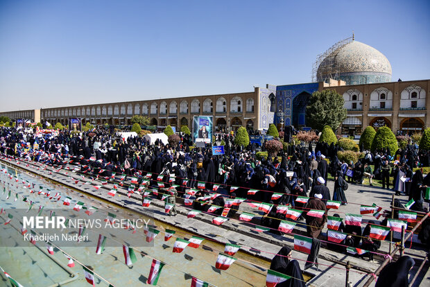 مراسم یوم الله ۱۳ آبان در اصفهان