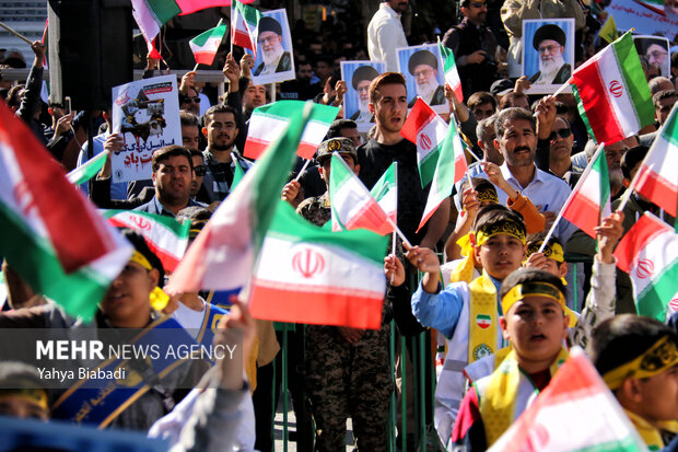 راهپیمایی ۱۳ آبان در کرمانشاه