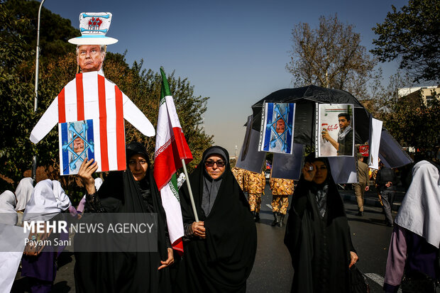 مراسم یوم الله ۱۳ آبان در تهران