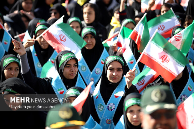 اجتماع یوم الله ۱۳ آبان  در همدان