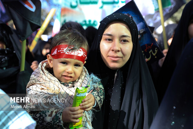 راهپیمایی 13 آبان در زنجان
