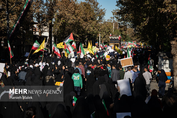 راهپیمایی یوم الله ۱۳ آبان در گرگان