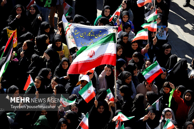 اجتماع یوم الله ۱۳ آبان  در همدان