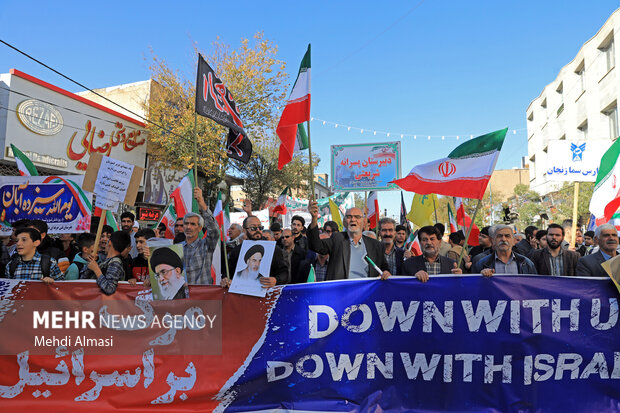 راهپیمایی 13 آبان در زنجان