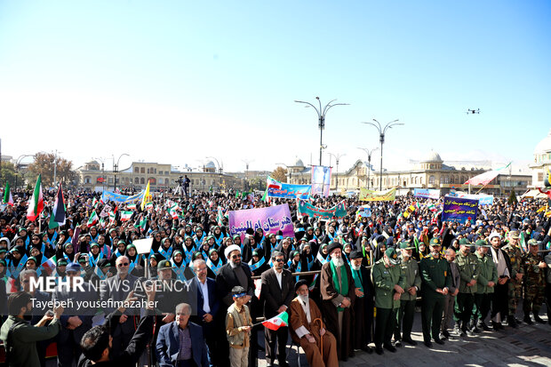 اجتماع یوم الله ۱۳ آبان  در همدان