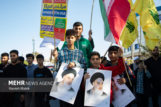 راهپیمایی یوم الله ۱۳ آبان در گرگان