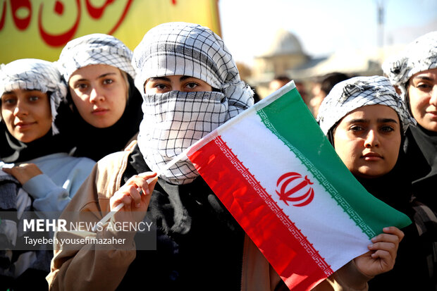 اجتماع یوم الله ۱۳ آبان  در همدان