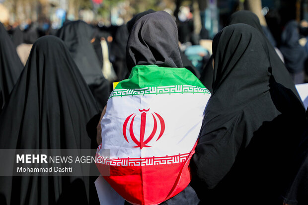 راهپیمایی 13 آبان در اردبیل