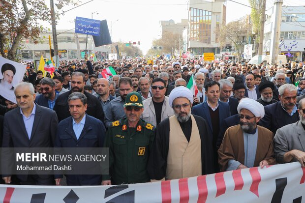 راهپیمایی 13 آبان در اردبیل