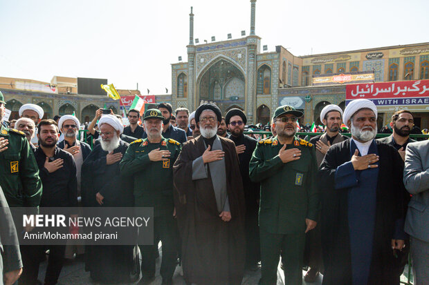 راهپیمایی ۱۳ آبان در قم