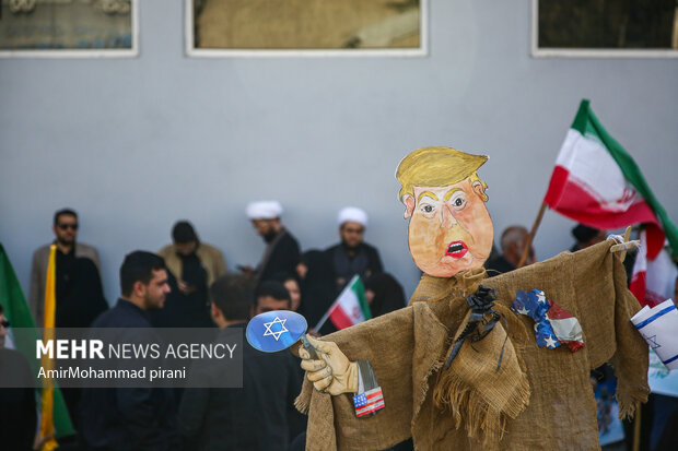 راهپیمایی ۱۳ آبان در قم