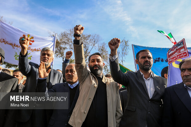 راهپیمایی ۱۳ آبان در تبریز