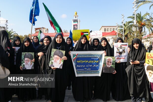 راهپیمایی یوم الله ۱۳ آبان در رشت
