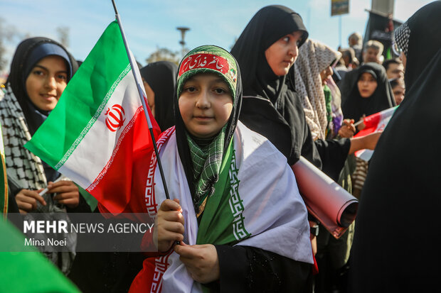 راهپیمایی ۱۳ آبان در تبریز