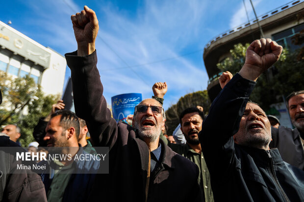 راهپیمایی ۱۳ آبان در تبریز