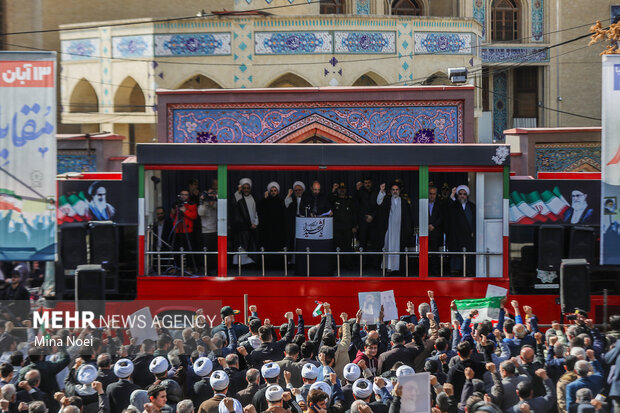 راهپیمایی ۱۳ آبان در تبریز