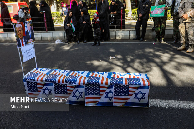 راهپیمایی ۱۳ آبان در تبریز