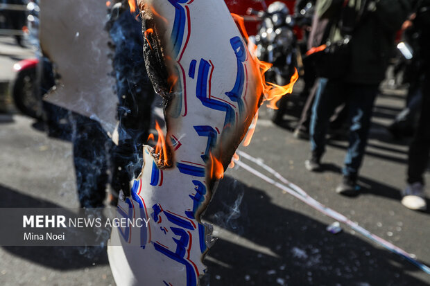 راهپیمایی ۱۳ آبان در تبریز