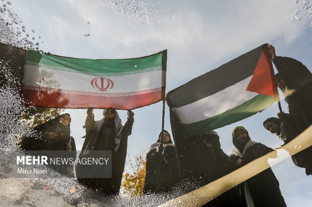 راهپیمایی ۱۳ آبان در تبریز