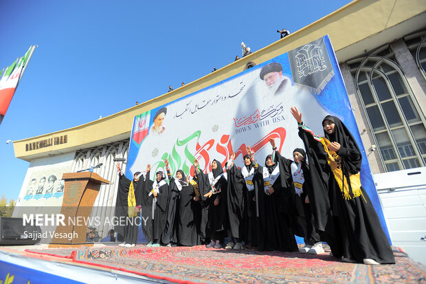 راهپیمایی 13 آبان در همدان