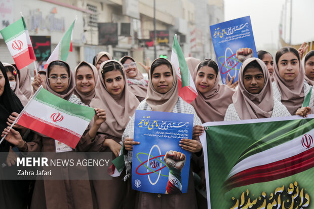 راهپیمایی ۱۳ آبان در بندرعباس