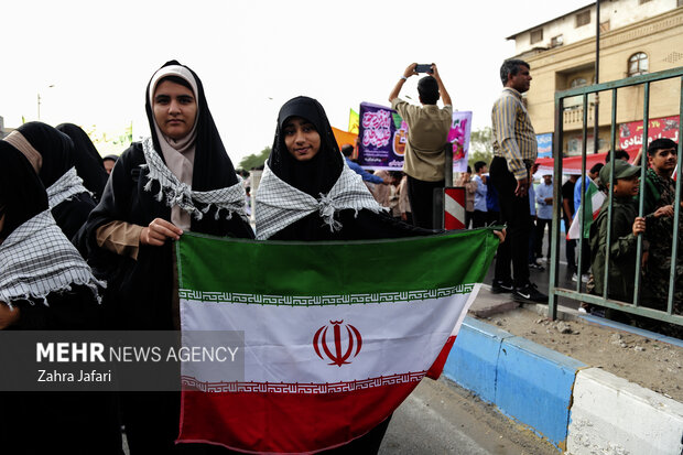 راهپیمایی ۱۳ آبان در بندرعباس