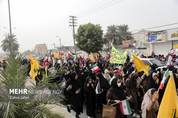 راهپیمایی ۱۳ آبان در بندرعباس
