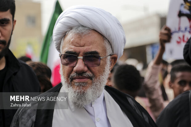 راهپیمایی ۱۳ آبان در بندرعباس