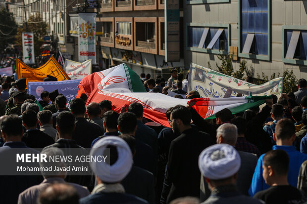 راهپیمایی ۱۳آبان در قزوین