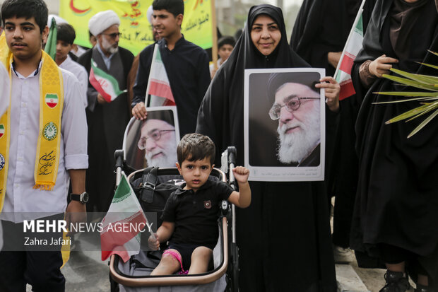 راهپیمایی ۱۳ آبان در بندرعباس