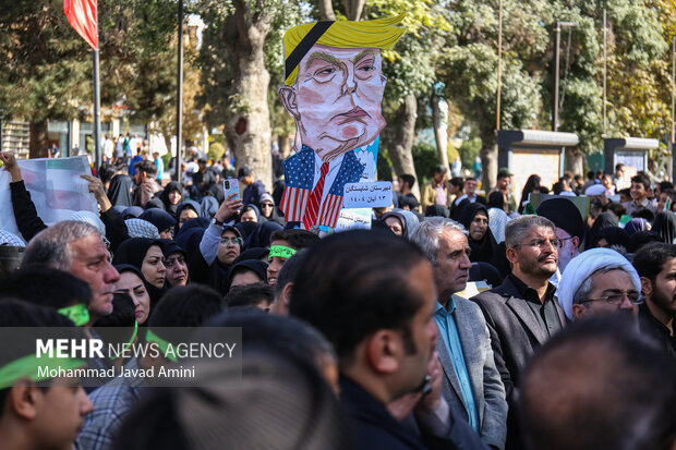 راهپیمایی ۱۳آبان در قزوین